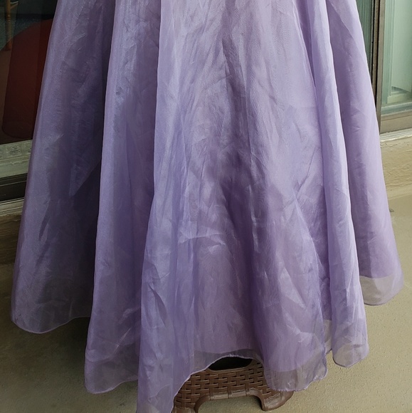 Dress - Picture 2 of 7